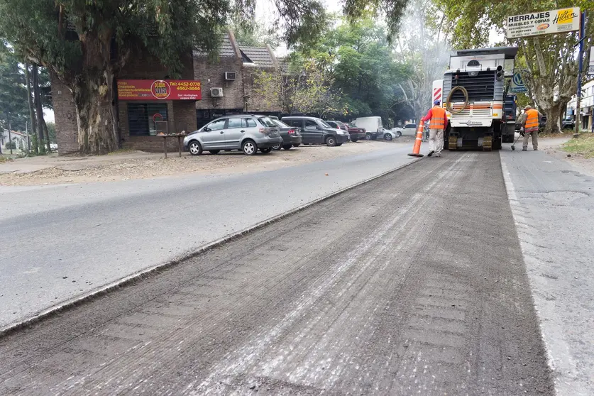 Continua-la-obra-de-repavimentacion-de-Avenida-Vergara